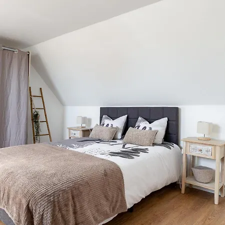Apartment Le Duplex Des Vignes, Ideal Pro, Confortable Et Paisible Dans Le Sundgau En Sud Alsace, Aeroport Bale-mulhouse A 25 Mn En Voiture, Arrivee Autonome, Wi Fi Debit, 2 Places De Parking Gratuit *