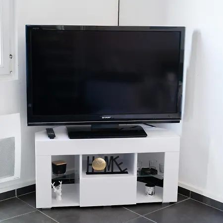 Le Duplex Des Vignes, Ideal Pro, Confortable Et Paisible Dans Le Sundgau En Sud Alsace, Aeroport Bale-mulhouse A 25 Mn En Voiture, Arrivee Autonome, Wi Fi Debit, 2 Places De Parking Gratuit * Waldighoffen