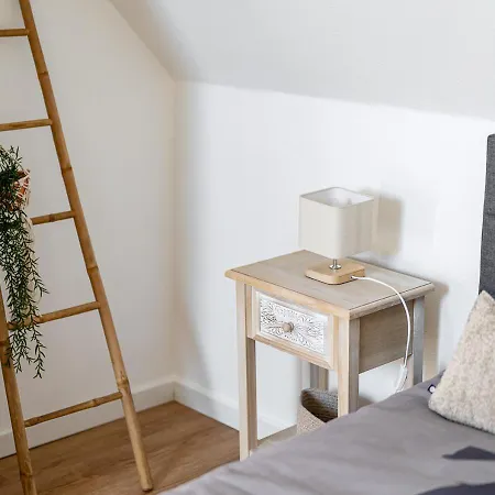 Le Duplex Des Vignes, Ideal Pro, Confortable Et Paisible Dans Le Sundgau En Sud Alsace, Aeroport Bale-mulhouse A 25 Mn En Voiture, Arrivee Autonome, Wi Fi Debit, 2 Places De Parking Gratuit *
