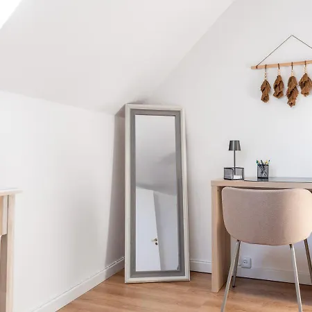 Le Duplex Des Vignes, Ideal Pro, Confortable Et Paisible Dans Le Sundgau En Sud Alsace, Aeroport Bale-mulhouse A 25 Mn En Voiture, Arrivee Autonome, Wi Fi Debit, 2 Places De Parking Gratuit * Waldighoffen